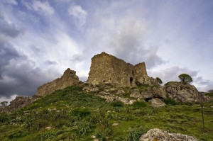 Il Castello Belvedere di Fiumedinisi