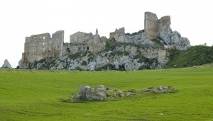 Castello Barresi  al verde