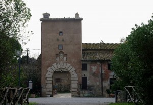 La porta d’ingresso al borgo del castello