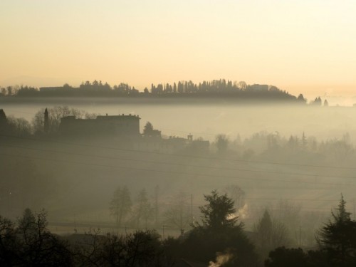 Mozzo - Sguardo sui colli... tra la nebbia