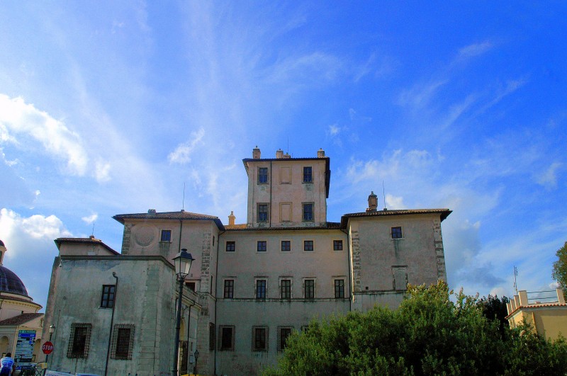 ''Il Castello palazzo di campagna dei Chigi.'' - Ariccia