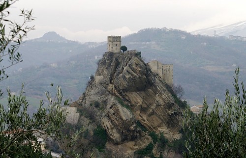 Roccascalegna - Tra gli ulivi