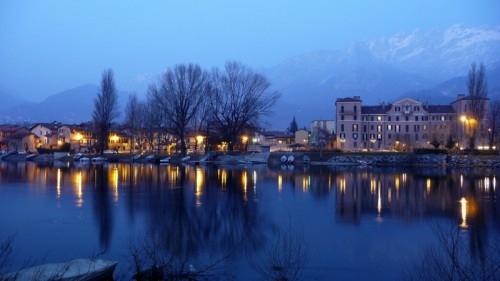 Lecco - UN BAGLIORE DI PACE... Lecco - UN BAGLIORE DI PACE...