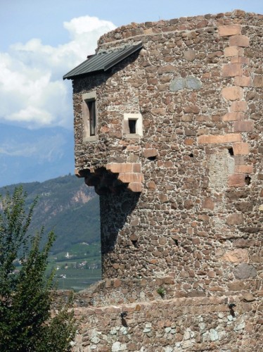 Bolzano - Nel vuoto Bolzano - Nel vuoto