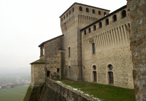 Langhirano - particolare del castello di torrechiara