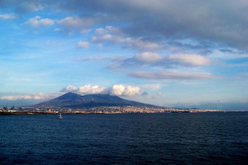 Napoli - Napoli e il suo Vulcano