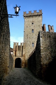 Vicolo d’ingresso Castello di  Vigoleno