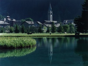 riflessi nel lago  di Gover