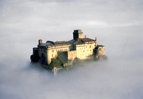 Bardi - magico castello sulle nuvole 