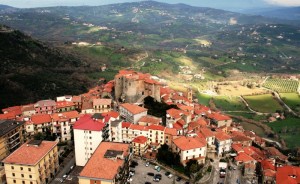 …tutti intorno al castello…