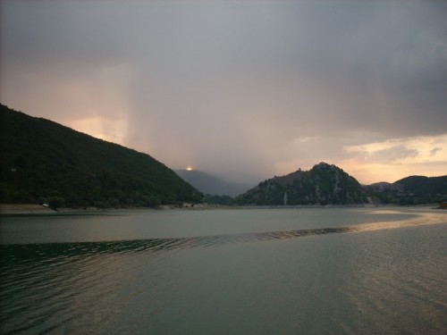 Castel di Tora - Lago del Turano Castel di Tora - Lago del Turano