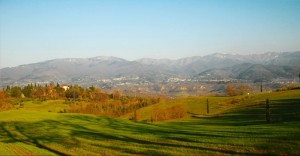 I monti del Pratomagno e le crete del Valdarno visti da Loppiano.