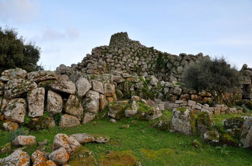 Orroli - Le pietre del Nuraghe