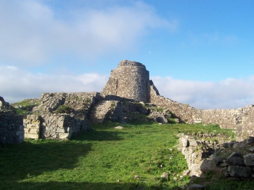 Osilo - L'altra Torre vista dall'interno del Castello
