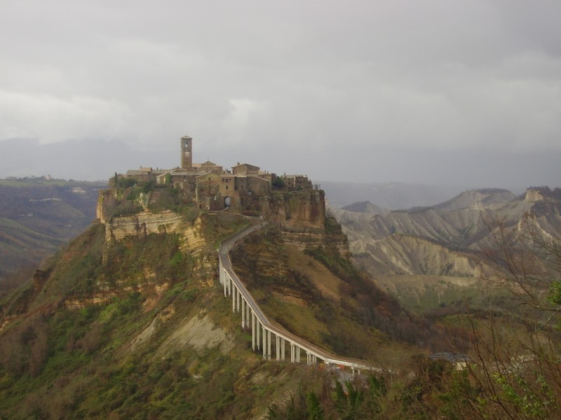 ''Mi ero promesso, per accanito campanilismo, di non pubblicarne neanche una…ma non ho resistito…stamani era così'' - Bagnoregio