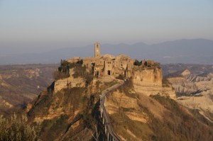 Civita di Bagnoregio, la città “sospesa”