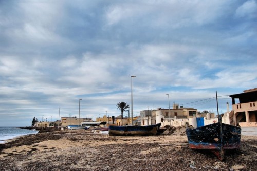 Petrosino - "panorama di Biscione dopo il maltempo.....con le barche fuori dal porticciolo" Petrosino - "panorama di Biscione dopo il maltempo.....con le barche fuori dal porticciolo"