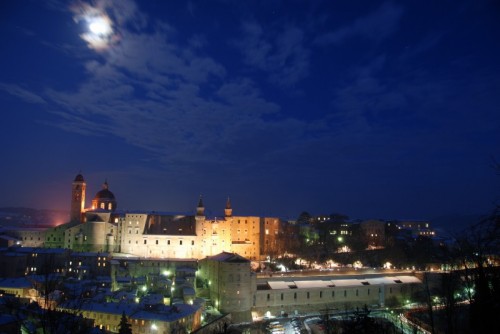 Urbino - Magica colorazione notturna Urbino - Magica colorazione notturna