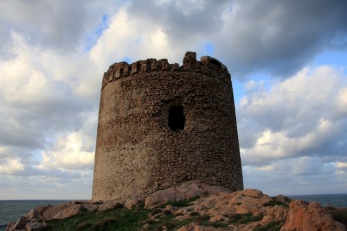 Trinità d'Agultu e Vignola - torre isola rossa..