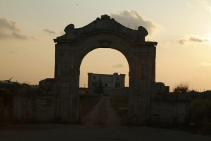 Borgo di Adelfia Canneto-Tramonto sul Casino di Don Cataldo