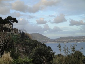 Lungo il pendio che porta al Castello…