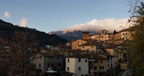 Loro Ciuffenna - Laltra faccia di Loro in Panoramica Loro Ciuffenna - Laltra faccia di Loro in Panoramica