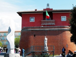 La piazza di Forte dei Marmi