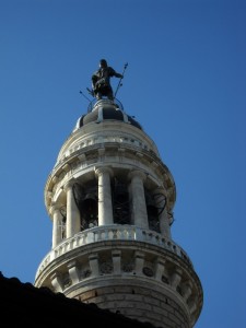 sommità della torre del popolo