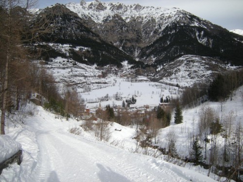 Pietraporzio - panorama di Pietraporzio, Valle Stura di Demonte Pietraporzio - panorama di Pietraporzio, Valle Stura di Demonte