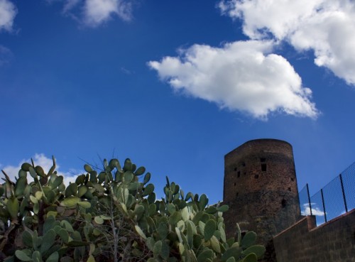 Gravina di Catania - L'antica torretta di Gravina Gravina di Catania - L'antica torretta di Gravina