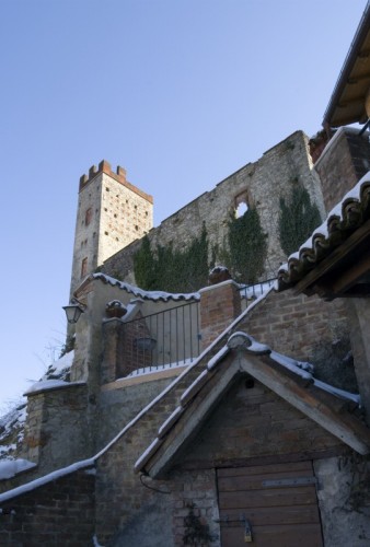 Castelletto d'Orba - Castelletto d'Orba, la torre dell'antico castello (XI sec.). 