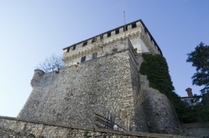 Il castello di Montaldeo, lato Est.