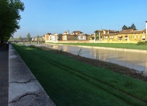 Sulla sponda del torrente Parma