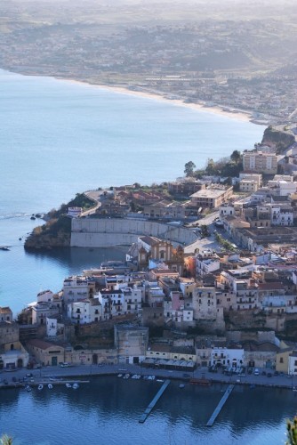 Castellammare del Golfo - "panorama.....inusuale di castellammare del golfo"