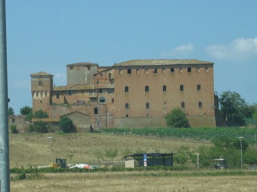 Monteroni d'Arbia - Cuna, La Casa Fortezza