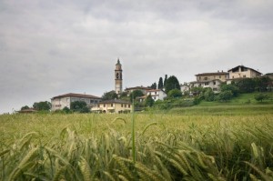 Paese in collina
