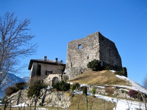Castel Spine 3