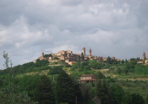 Città della Pieve sotto le nubi