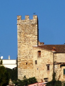 La torre del borgo storico