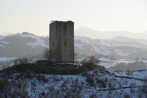 Canossa - Torre di Rossenella