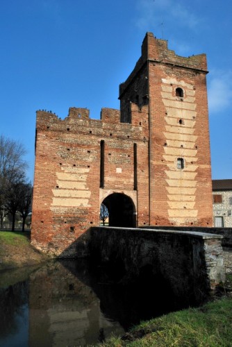 Isola della Scala - casa per piccioni