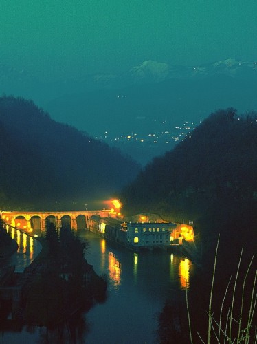 Paderno d'Adda - Scende la sera e tutto s'illumina Paderno d'Adda - Scende la sera e tutto s'illumina
