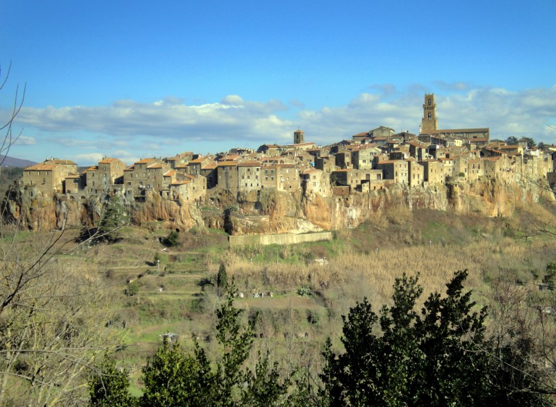 ''Nuvole basse sul borgo'' - Pitigliano