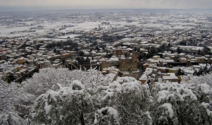 La citttà degli scacchi in……..Bianco