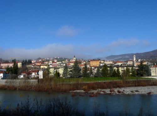 Borgo Val di Taro - Dall'altro lato del fiume Borgo Val di Taro - Dall'altro lato del fiume