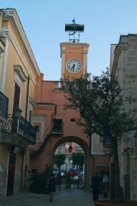 Porta del Borgo di Canneto-Vista dall’interno della Città Vecchia