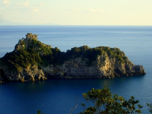 Conca dei Marini - La più bella della costa Conca dei Marini - La più bella della costa