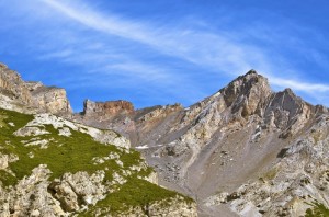 ” Le montagne a corona del lago di Livigno “