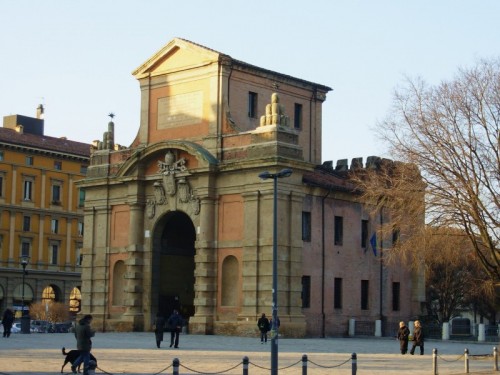 Bologna - Porta Galliera dalla Montagnola Bologna - Porta Galliera dalla Montagnola