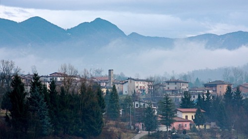 Preseglie - Nuvole basse... Preseglie - Nuvole basse...